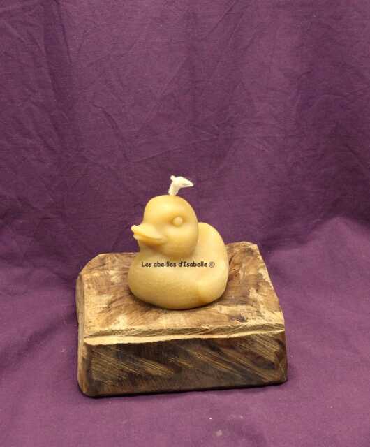 Pure Beeswax Candle With Duck Motif - image 1