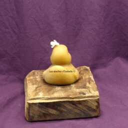 Pure Beeswax Candle With Duck Motif - thumbnail 3