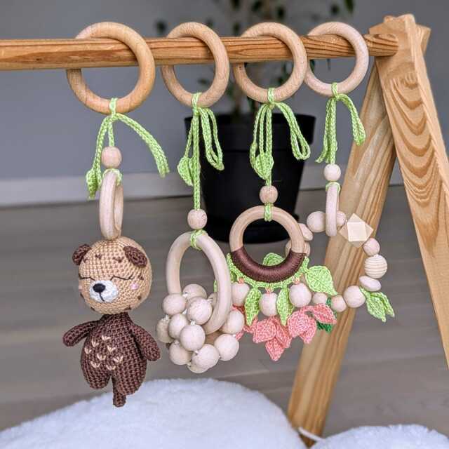 Baby Play Gym Toys Crochet Otter & Wooden Rings - image 1