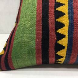 Vintage Kilim Pillow Cover, Handwoven Turkish Accent, 20x20 - thumbnail 3