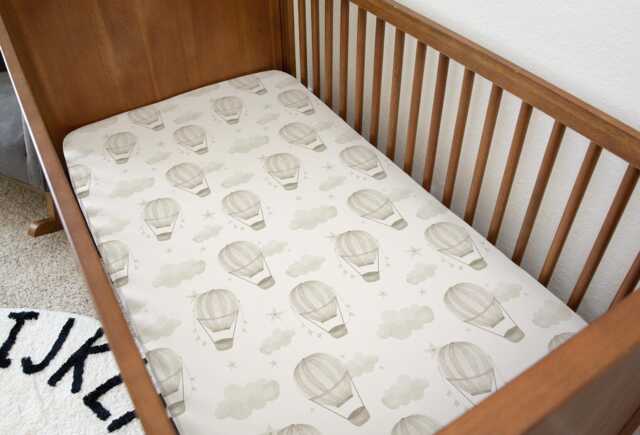 Multiple Hot Air Balloons - Faded Beige Jlr, Decor, Duvet Covers, Fitted Sheets, Children's Room, Bedding, Balloons, Kids Bedding - image 1