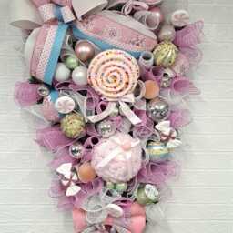 Immediate Dispatch Xxlarge Sweet Treats & Sprinkles Christmas Wreath/Door Swag - thumbnail 4