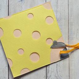 Felt Lacing Quiet Book Page Montessori Toddler Toy - thumbnail 2