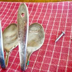 2 Spoon Tiebacks Flattened Matching Spoon-Small Tie Backs-1 Pair International Silverplate-Recycled/Repurposed-Great For Sm. Thin Curtains - thumbnail 3