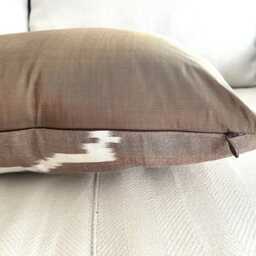 Silk Waterwave Taffeta Ikat Burgundy Cushion Cover Approx 50 X 30cm - thumbnail 3