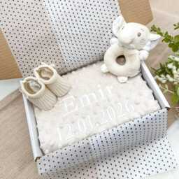 Embroidered Beige Blanket & Rattle Booties Gift Set Personalised - Baby Boy Girl Unisex Babyshower Newborn Coming Home - thumbnail 3