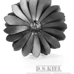 Metal Daisy, 11Th Anniversary, 6Th 4Th Mother's Day , Flower, Anniversary Gift, Gift For Him, Steampunk - thumbnail 2