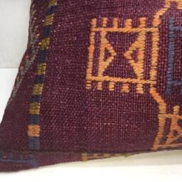 Vintage Kilim Pillow Cover, Handwoven Turkish Bohemian Accent, 16x24 - thumbnail 3