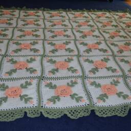 Crocheted Peach Rose Afghan Handmade Floral Blanket Throw - thumbnail 2