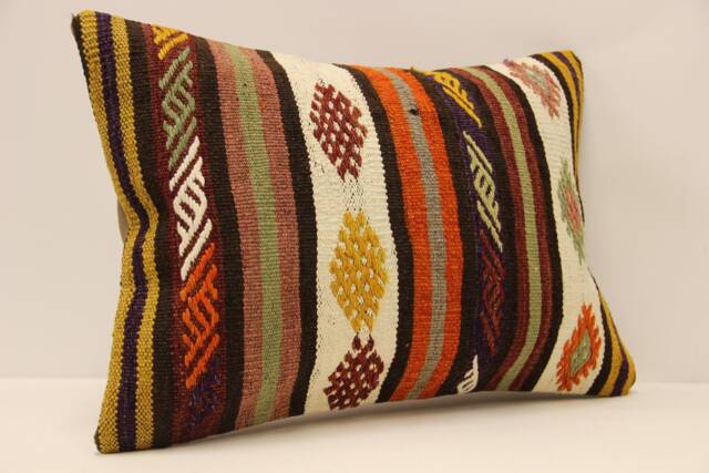 Throw Lumbar Kilim Pillow 14x20 in - 35x50 cm Boho Pillowcover Kilim Cushion Cover Tribal Pillow 4Bef-408 - image 1