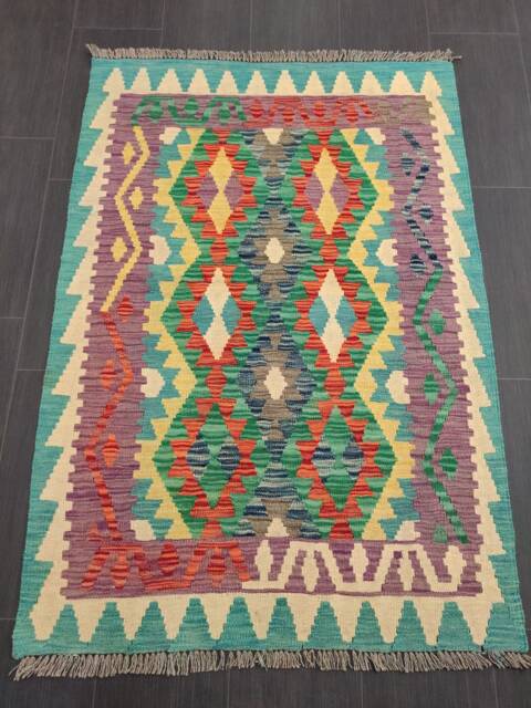 Classic Kilim Rug, Handmade Artisan Afghan Turkish Persian Qashqai Navajo Bohemian Natural Wool Flatweave Multicolour Rug 134x99 cm - image 1