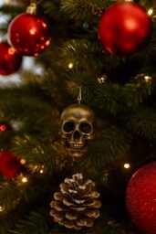 Skull Christmas Bauble, Gothic Xmas Tree Ornament, Alternative Decor, Unique Decorations - thumbnail 1