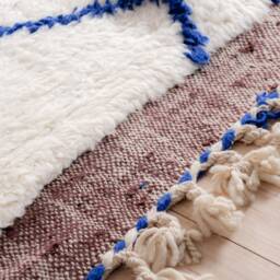 Authentic Moroccan Rug, Beni Ourain Rug 5x8 Ft - thumbnail 4