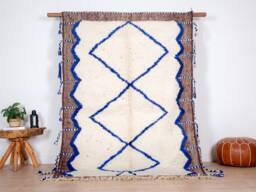 Authentic Moroccan Rug, Beni Ourain Rug 5x8 Ft - thumbnail 1