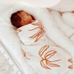 Muslin Baby Swaddle - Autumn Leaves, Organic Cotton & Bamboo, 120x120 cm - thumbnail 3
