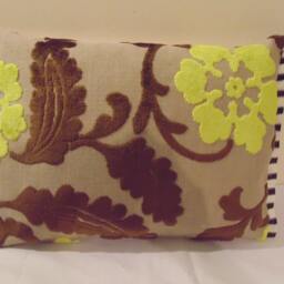 Designers Guild Velvet Khasikov Coca Cushion Cover - thumbnail 3