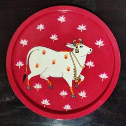 Hand Painted Decorative Plate- Beautiful Handpainted Cow On Wood - Acrylic Colors Pichwai Painting - thumbnail 2