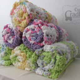 Cuddly Rainbow Baby Blanket - thumbnail 3