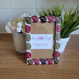 Colourful Wooden Leaf Shaped Button Photo Frame 4 X 6 Inches - thumbnail 3