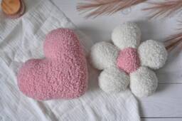 "Handmade Pillow ""Heart & Flower" - thumbnail 1