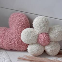 "Handmade Pillow ""Heart & Flower" - thumbnail 3