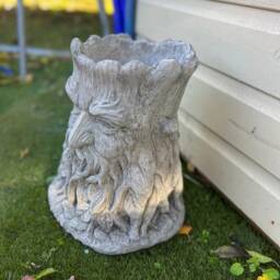 stone/Concrete Green Man Tree Planter Plant Pot Garden Ornament - thumbnail 3