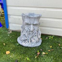 stone/Concrete Green Man Tree Planter Plant Pot Garden Ornament - thumbnail 2