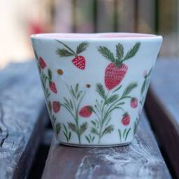 Cute Planter Strawberry Flower Pot, Unique Home Decor, Housewarming Gift - thumbnail 2