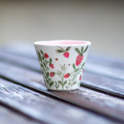 Cute Planter Strawberry Flower Pot, Unique Home Decor, Housewarming Gift - thumbnail 1