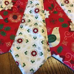 Quilted Christmas Tree Skirt Red, Silver, & Floral Victorian Style - thumbnail 3