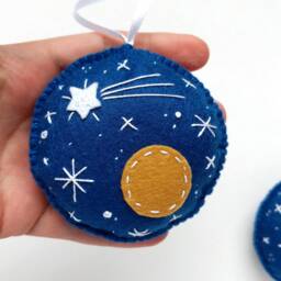 Embroidered Blue Felt Ornament Set With Planet & Stars, Christmas Tree Ornaments, Holiday Decoration - thumbnail 3