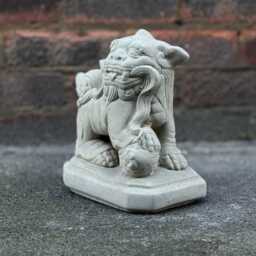 Unique Guardian Lion Statue Concrete Large Figurine Stone Wildlife Sculpture Outdoor Gothic Decoration Garden Ornament Lion Lover Gift - thumbnail 2