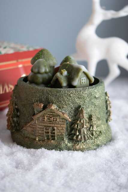 Handmade Stonecast Christmas Candle Jar Elegant Soy Wax Home Decor - image 1