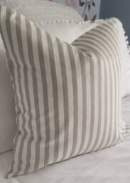 2 Size/Color Optionsgray Stripe.farmhouse Toss Pillow.throw Pillow.slipcovers.pillow Covers.grey & White.home Decor Pillow.accent Pillows