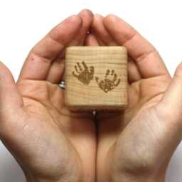 Custom Infant Memorial Engraved Baby Block With Handprints // Loss Stillborn Keepsake Angel Gifts Miscarriage Gift - thumbnail 3