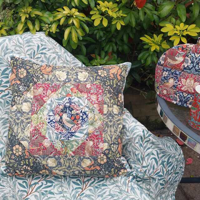 William Morris Throw Pillow, Bedroom Scatter Cushion, Complete With Insert - image 1