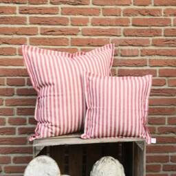 Red Striped Cushion Cover Made Of Fabric / - thumbnail 1