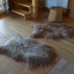 Gorgeous Genuine Icelandic Dyed Sheepskin Lambskin Sheep Skin Rug Pelt, Schaffell, Hygge - thumbnail 2