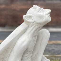 Outdoor Gargoyle Statue Concrete Gothic Creature Sculpture Handmade Guardian Ornament Stone Mythical Decoration Monster Lover Gift - thumbnail 4