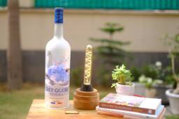 Large Grey Goose 1.75 Litre Bottle Table Lamp Light With UK - North American Eu Plug - 110- 240V