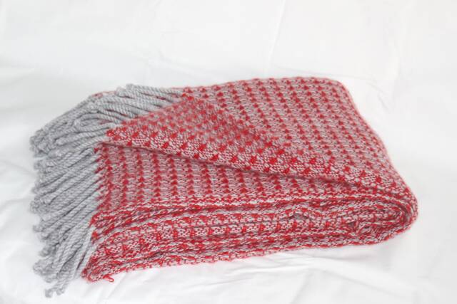 Luxury Natural Wool Blanket/Plaid Handmade 100% Merino 135 X 185 cm - image 1