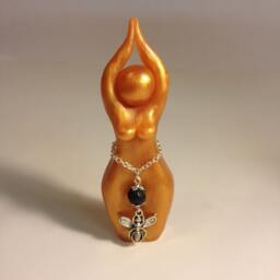 Melissa Bee Story Goddess Priestess Statue - Statue Goddess, Melissae, Artemis, Garden, Pollinators, Hive, Aromatherapy - thumbnail 3
