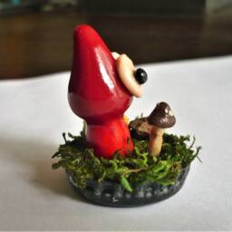Fairy in A Bottlecap Nest - Red - thumbnail 2