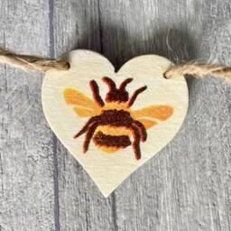 Emma Bridgewater Bee Bunting, Wooden Garland For Nature Lover, Bumblebee Gifts, Insect Wall Decor - thumbnail 2
