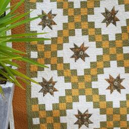 Queen Or Double Quilt/Bedspread - thumbnail 2