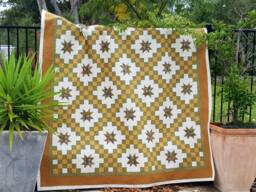 Queen Or Double Quilt/Bedspread - thumbnail 1
