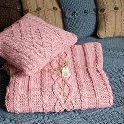 Pink Cable Knit Blanket, Hand Knitted Throw Chunky Knit +1 Pillow Case Included - thumbnail 3