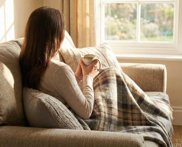 Mackeller Natural Pure Wool Tartan Blanket Throw Brand New - image 1