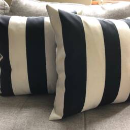Outdoor Vertical Stripes Black Sand Natural Beechwood Cushion/Pillow Cover - Coussin/Couvre-Oreiller - thumbnail 2