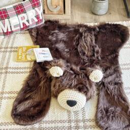 Brown Grizzly Bear Rug in Faux Fur For Woodland Nursery - thumbnail 3